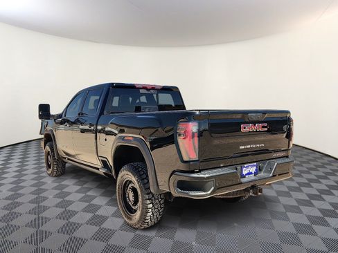 Used 2024 GMC Sierra 2500 AT4X AWD/4WD image 3