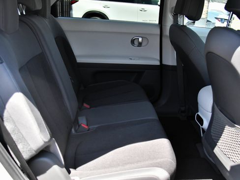 Used 2024 Hyundai Ioniq 5 SE RWD image 43