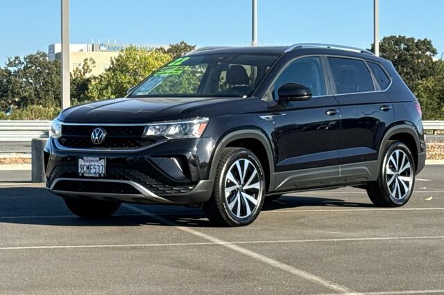 Certified 2022 Volkswagen Taos SE AWD/4WD image 8