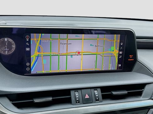 Used 2020 Lexus ES 350 w/ Premium Package FWD image 9