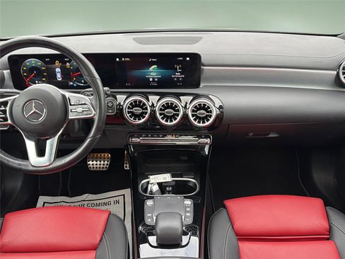 Used 2023 Mercedes-Benz CLA 250 4MATIC image 26