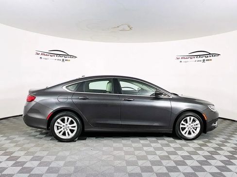 Used 2015 Chrysler 200 Limited w/ Convenience Group image 25