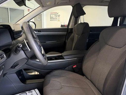Used 2023 Hyundai Palisade SE AWD/4WD image 13
