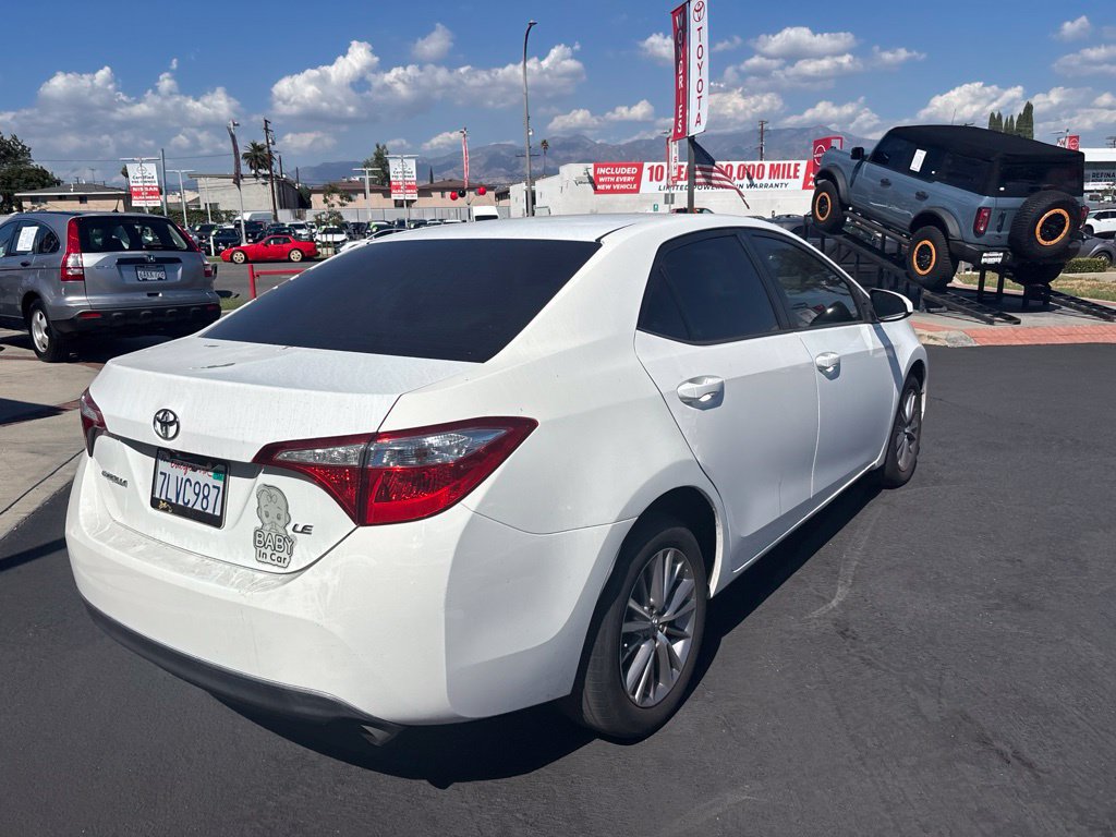 Used 2015 Toyota Corolla LE FWD image 4