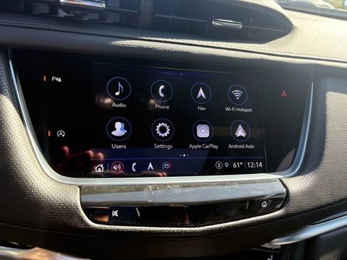 Certified 2025 Cadillac XT5 Premium Luxury image 24