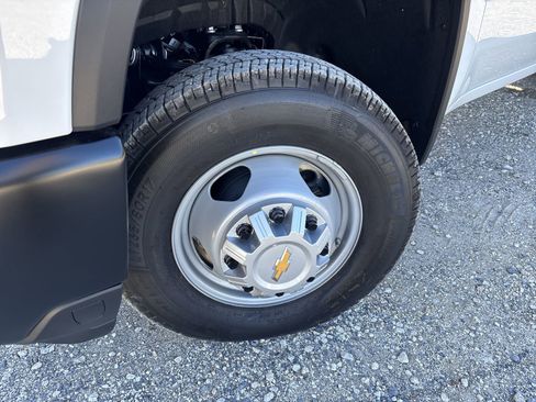 New 2026 Chevrolet Silverado 3500 W/T w/ WT Convenience Package image 10