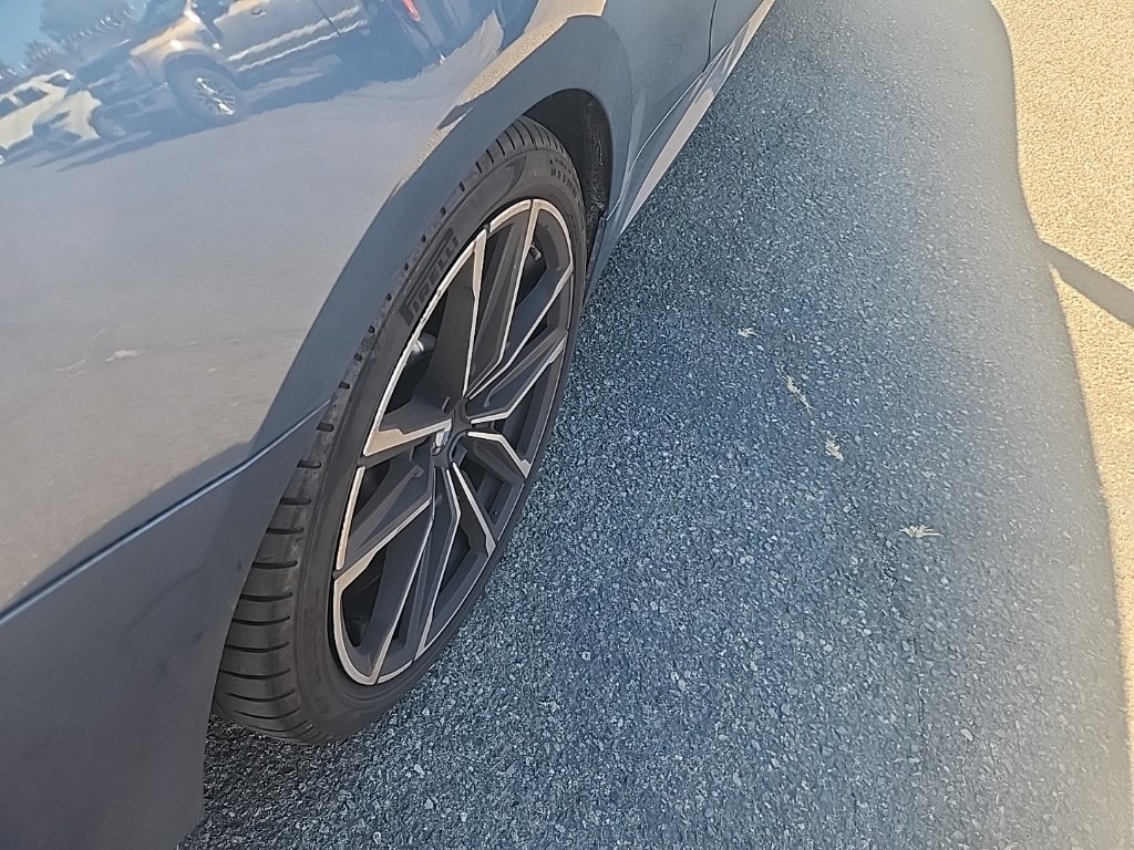 Used 2023 BMW M440i Convertible w/ Premium Package RWD image 14
