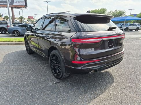 Certified 2023 Lincoln Corsair Reserve w/ Jet Appearance Package FWD image 3