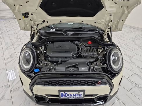 Used 2022 MINI Cooper S w/ Driver Assistance Package image 31