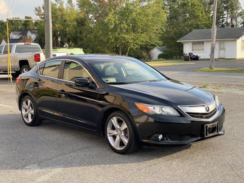 Used 2014 Acura ILX w/ Technology Package FWD image 4