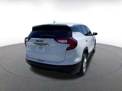 Used 2024 GMC Terrain SLE image 14