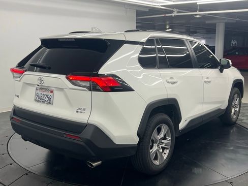 Used 2025 Toyota RAV4 XLE w/ Convenience Package image 3