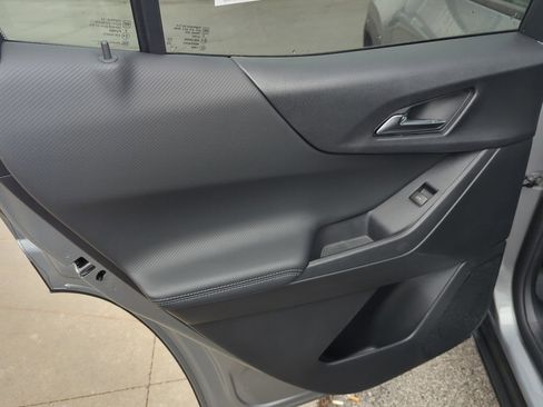 New 2026 Chevrolet Equinox LT w/ Convenience Package II image 35