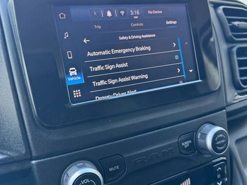 Used 2023 RAM ProMaster 2500 image 27