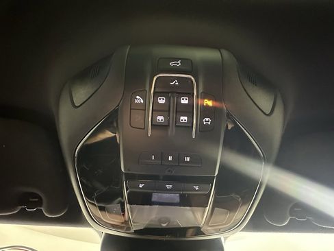 Used 2021 Maserati Levante image 42