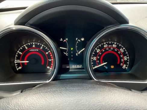 Used 2013 Toyota Highlander Plus image 24