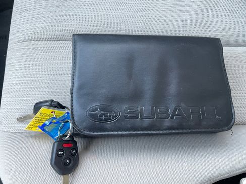 Used 2014 Subaru Outback 2.5i Premium w/ Moonroof Package & Eyesight image 5