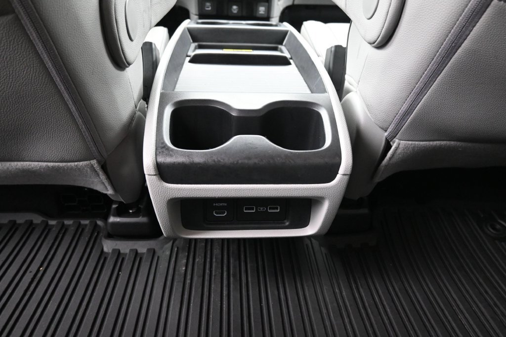 Used 2024 Honda Odyssey Elite image 24