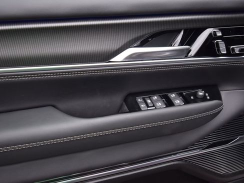 New 2026 Jeep Grand Wagoneer Summit AWD/4WD image 33