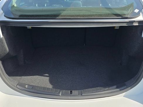 Used 2019 Ford Fusion SE FWD image 14