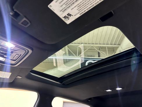 Used 2019 GMC Sierra 1500 AT4 w/ AT4 Premium Package image 32