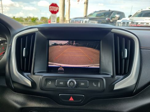 Used 2020 GMC Terrain SLE FWD image 10