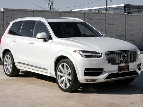Used 2018 Volvo XC90 T6 Inscription w/ Convenience Package AWD/4WD image 8