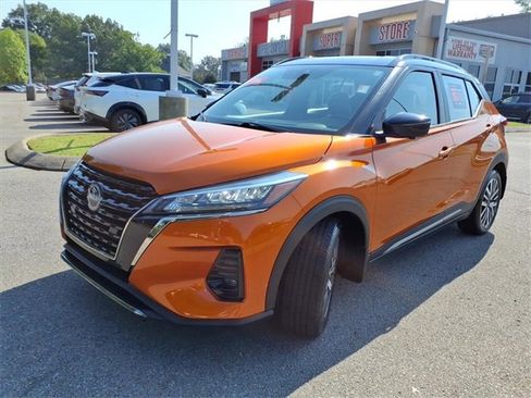 Certified 2023 Nissan Kicks SR w/ SR Premium Package image 18