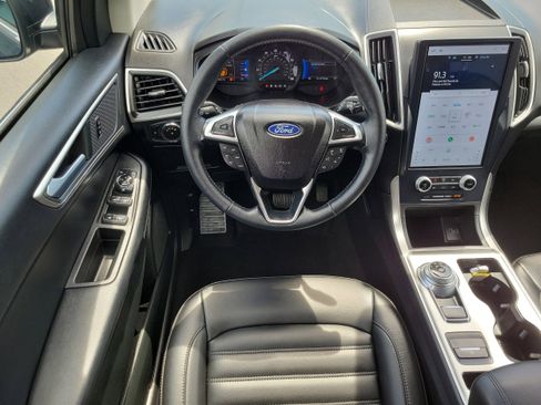 Used 2023 Ford Edge SEL AWD/4WD image 14