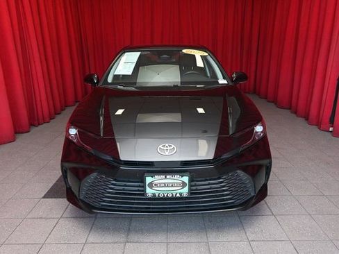 Certified 2025 Toyota Camry LE image 9