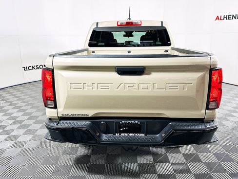 Used 2024 Chevrolet Colorado W/T image 4