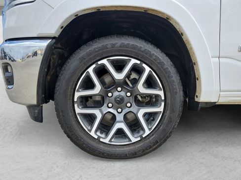 Used 2025 RAM 1500 Laramie image 23