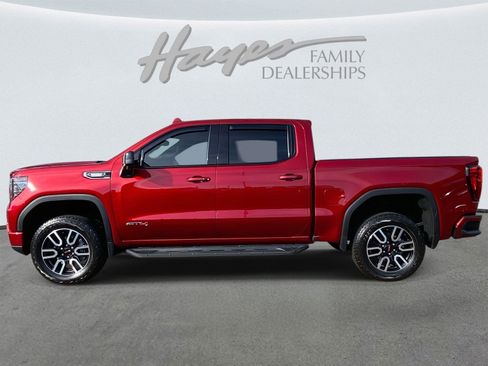 Used 2025 GMC Sierra 1500 AT4 image 11