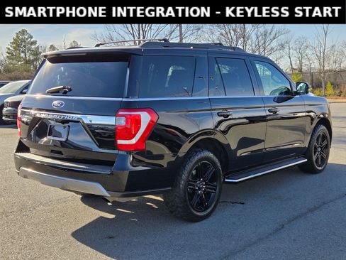 Used 2020 Ford Expedition XLT w/ Equipment Group 202A image 7