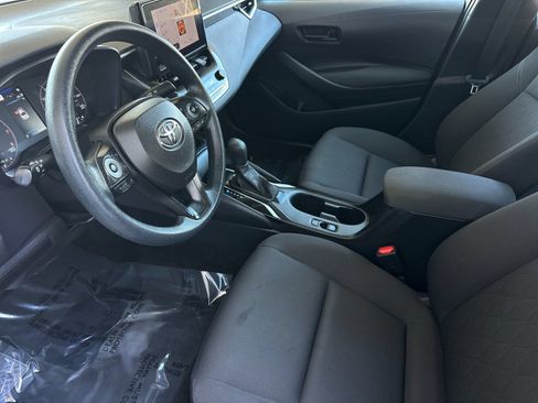 Used 2024 Toyota Corolla LE FWD image 9