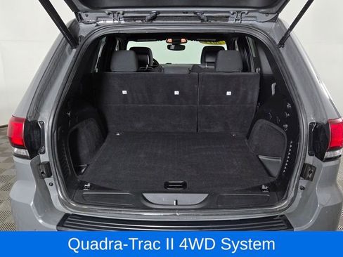 Used 2019 Jeep Grand Cherokee Laredo image 10