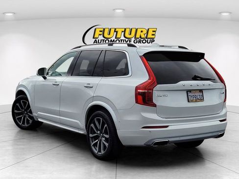 Used 2017 Volvo XC90 T6 Momentum w/ Vision Package image 7