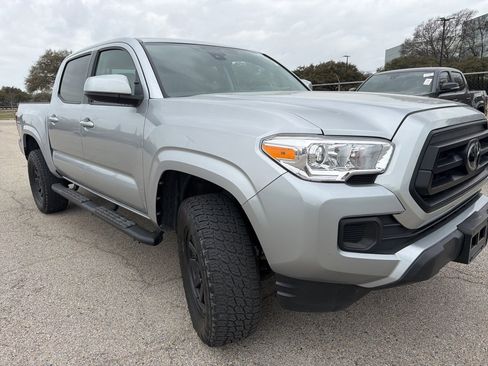 Used 2023 Toyota Tacoma SR w/ SR Convenience Package image 3