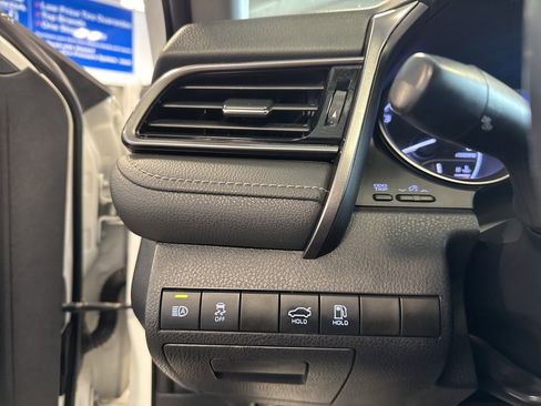 Used 2022 Toyota Camry SE image 20
