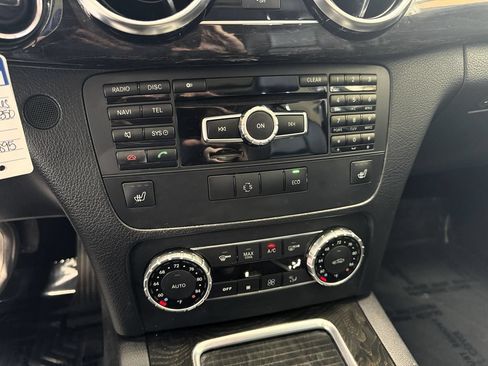 Used 2013 Mercedes-Benz GLK 350 4MATIC w/ Premium 1 Pkg image 29