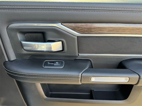 Used 2019 RAM 2500 Laramie image 21