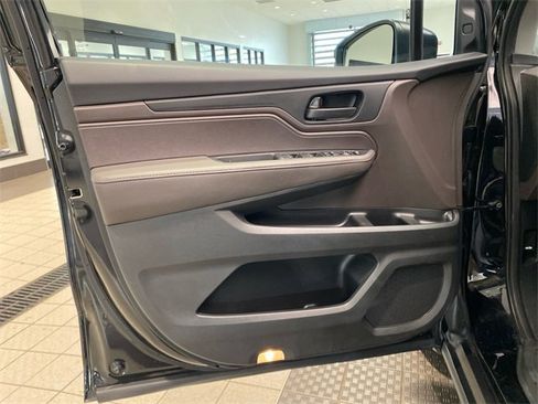 Used 2020 Honda Odyssey EX image 13