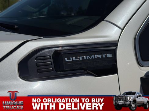 Used 2024 GMC Sierra 2500 Denali Ultimate AWD/4WD image 11