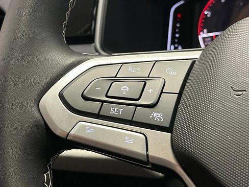 New 2026 Volkswagen Taos SEL AWD/4WD image 25