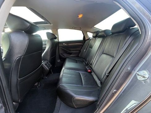Used 2021 Honda Accord Touring image 21