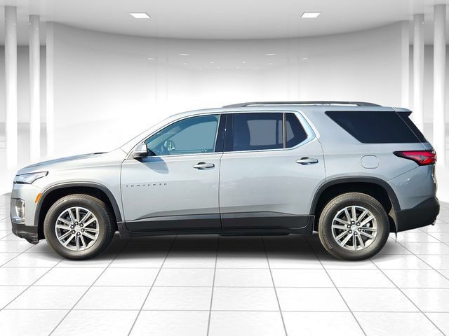 Used 2023 Chevrolet Traverse LT w/ LPO, Floor Liner Package AWD/4WD image 2