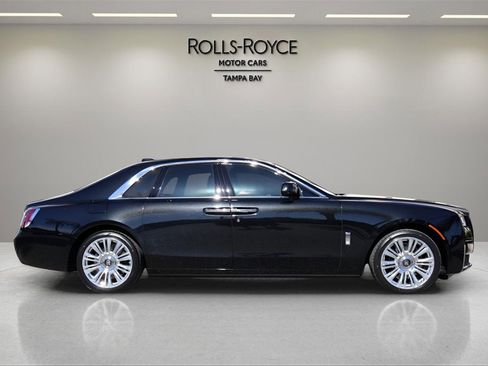 Certified 2021 Rolls-Royce Ghost image 9