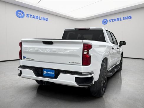 Used 2023 Chevrolet Silverado 1500 Custom image 8