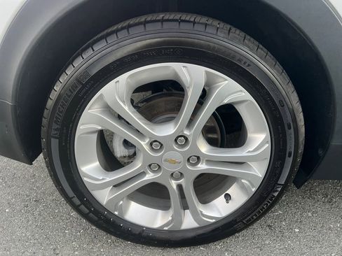 Used 2021 Chevrolet Bolt LT image 48