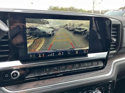 New 2026 GMC Sierra 3500 SLT image 23